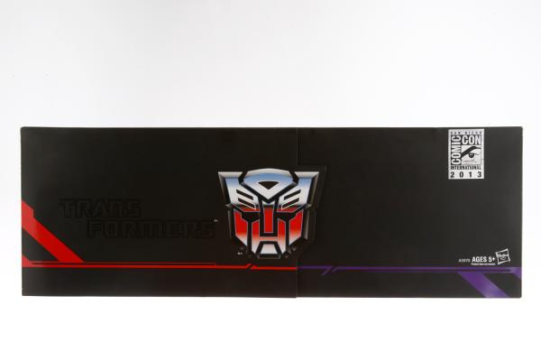 SDCC 2013: Hasbro's Official Product Images - Transformers Event: Hasbro 2013 SDCC Transformers Titan Guardians Packaging1